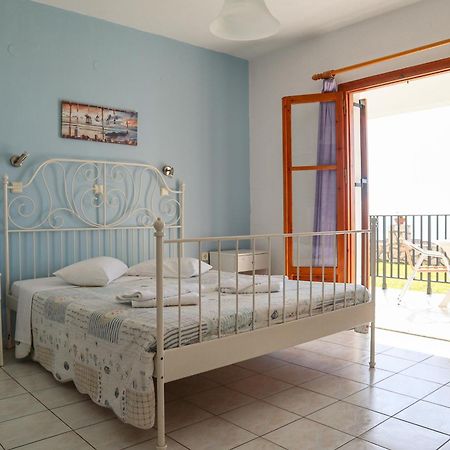 Aparthotel Spyridoula Lourdata  Exteriér fotografie