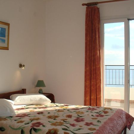 Aparthotel Spyridoula Lourdata  Exteriér fotografie