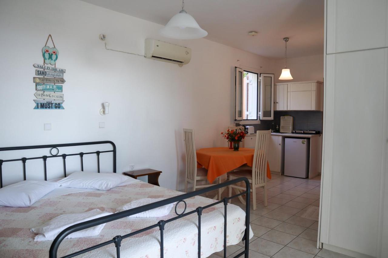 Aparthotel Spyridoula Lourdata  Exteriér fotografie