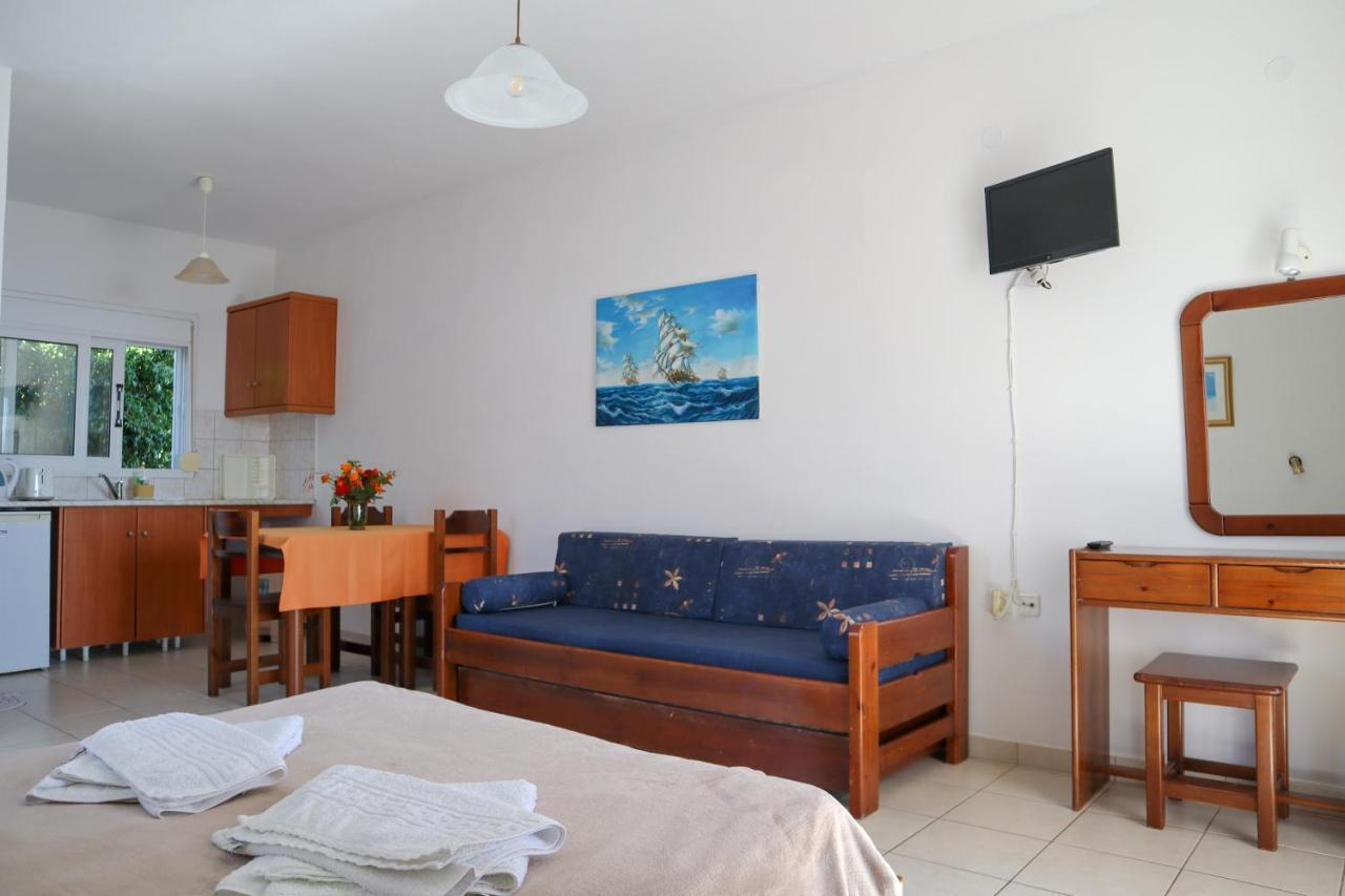 Aparthotel Spyridoula Lourdata  Exteriér fotografie